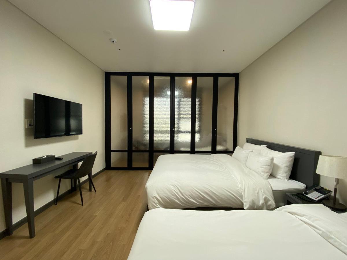 Hotel Daoom Ulsan Exteriör bild